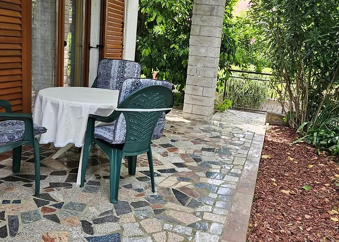 Laguna 30,31 דירה *